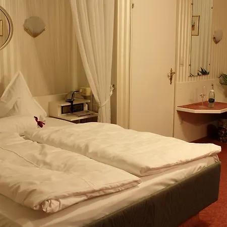 Hotel-restaurant Lindenhof Hotel *
